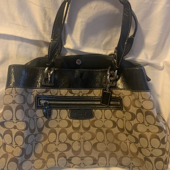Coach purse - Picture 2 of 2